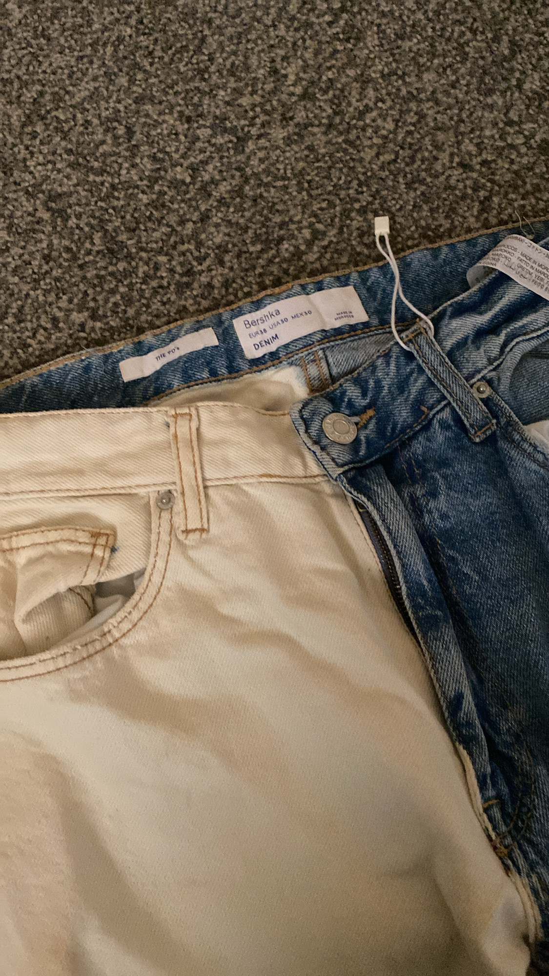 PANTALON BERSHKA VENIM «THE 90’s» couleur bleue beige – Image 4