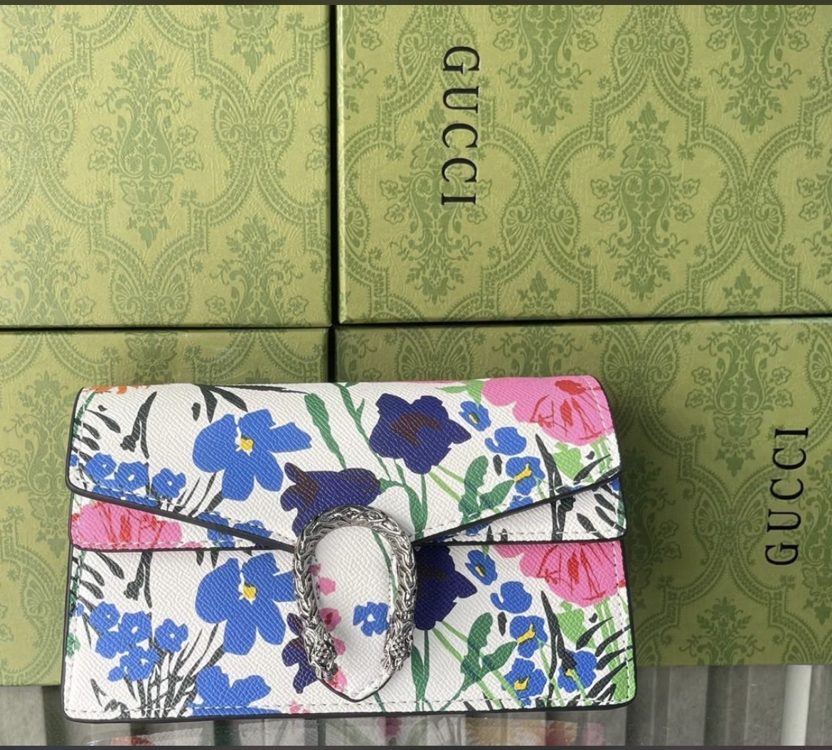 Sac Gucci jamais utilisé avec sa boîte