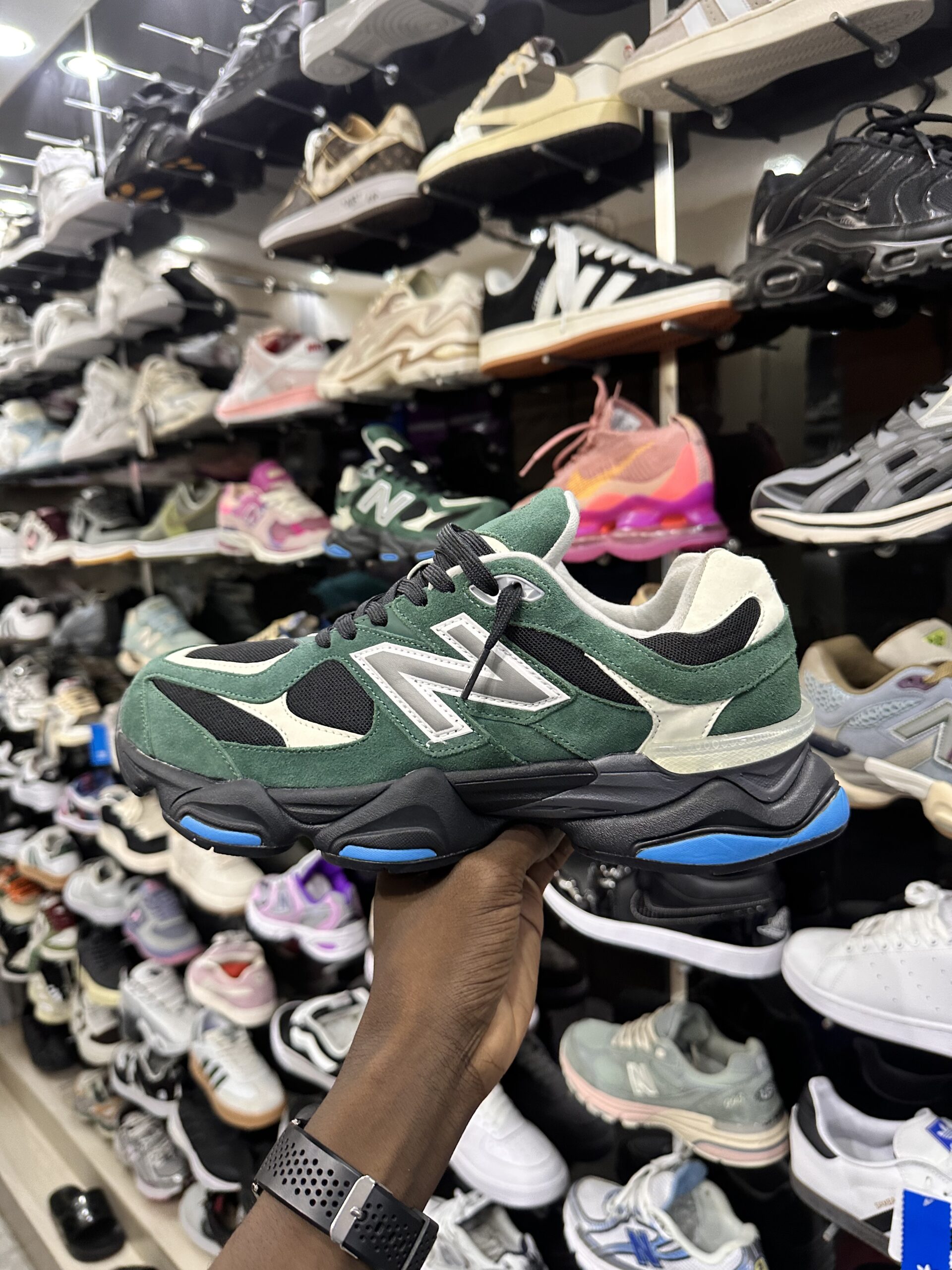 New balance 9060 disponible pointure 37-45 – Image 2