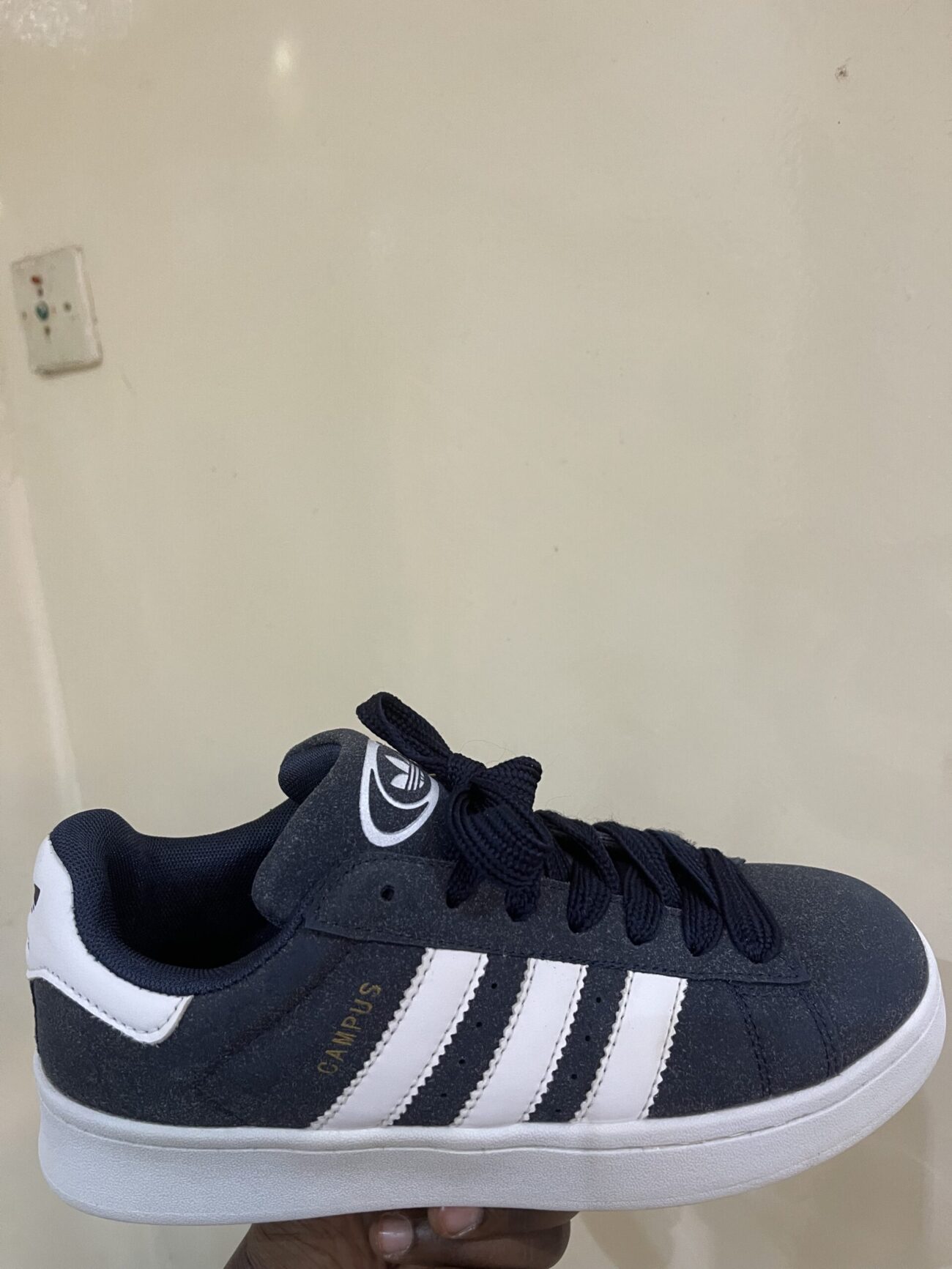 Campus adidas taille 42 bleu nuit