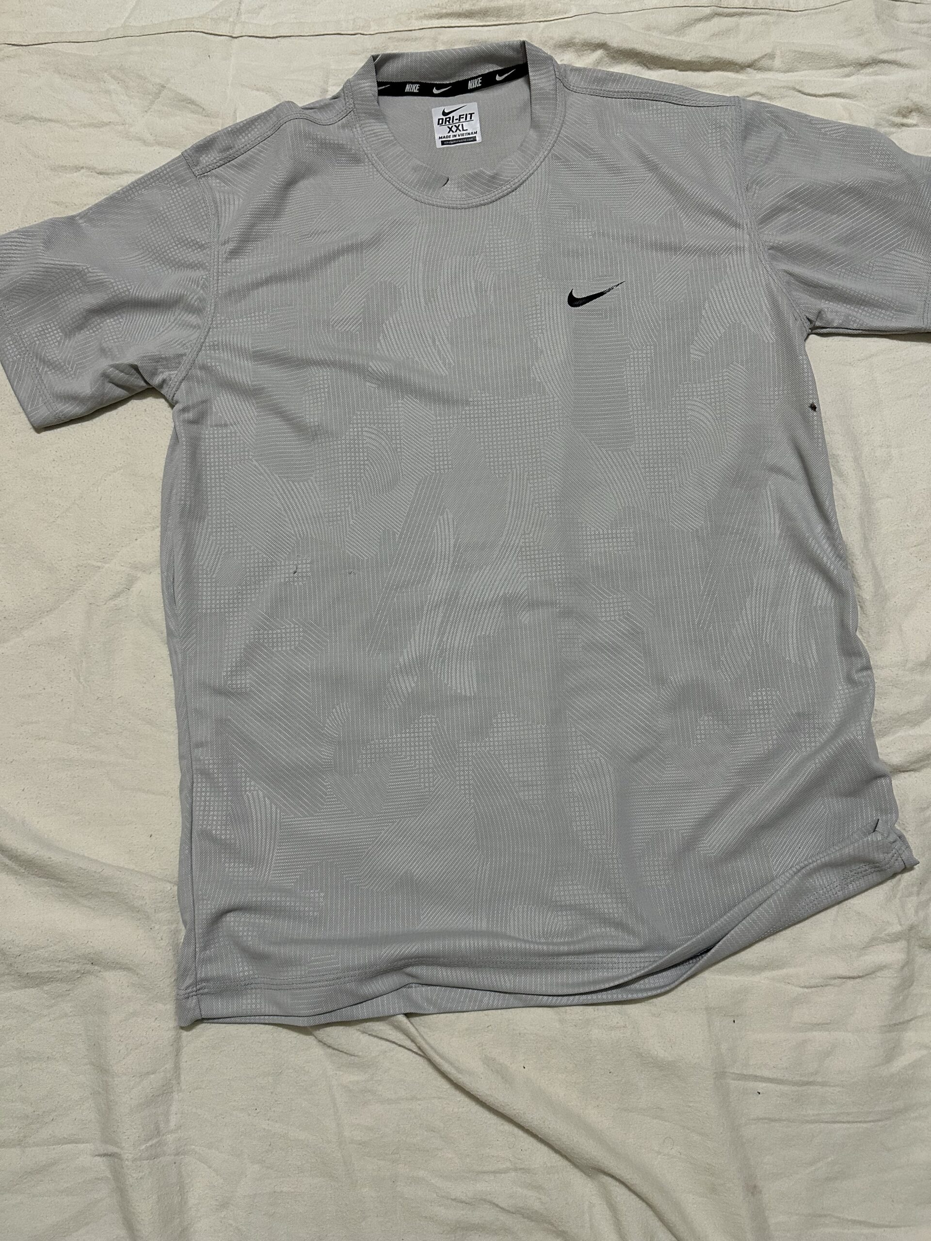 Nike ( taille XXL) – Image 2