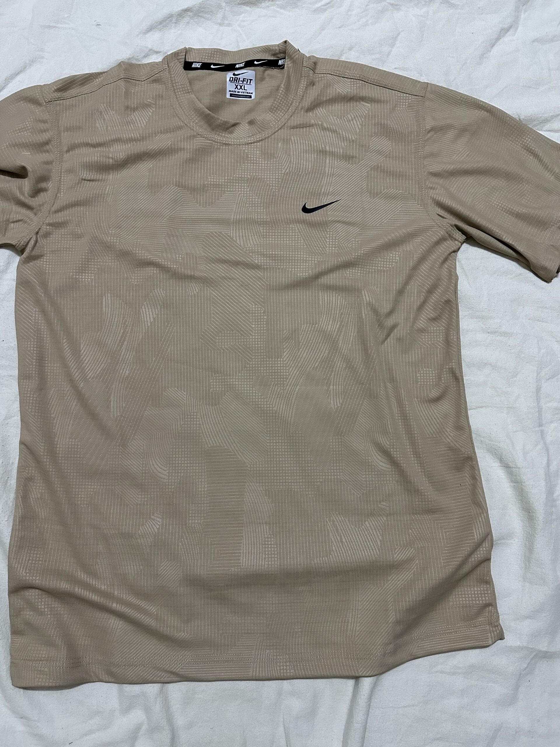 Nike ( taille XXL) – Image 2