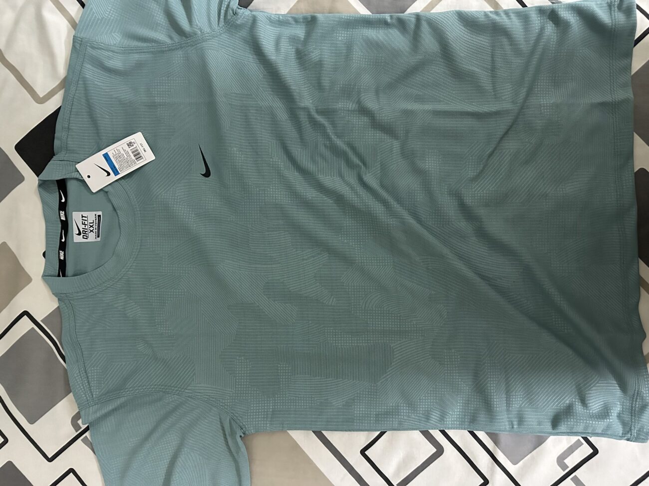 Nike ( taille xxl ) – Image 2