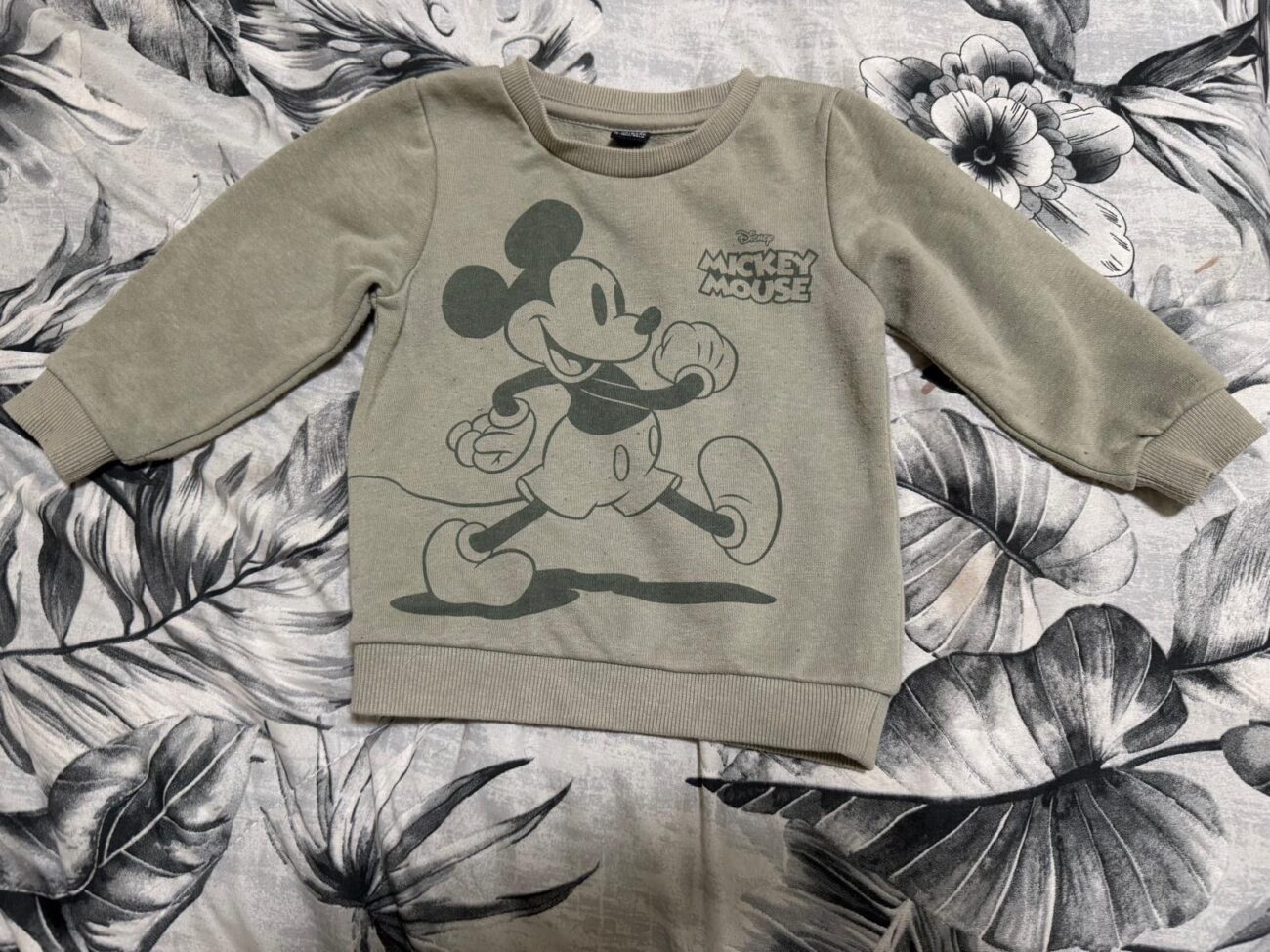 Pull ( 12 à 18 mois )